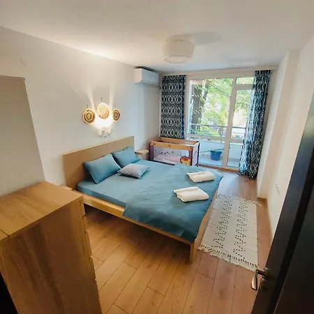 Apartment Sky Hills 2 *